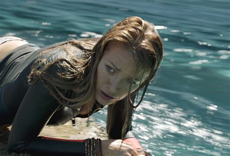 “The Shallows” Sticks All Too Close to the Surface | The New Yorker