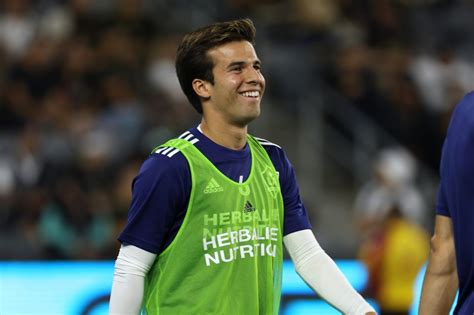 Riqui Puig and Galaxy looking for goals in home opener – Daily News