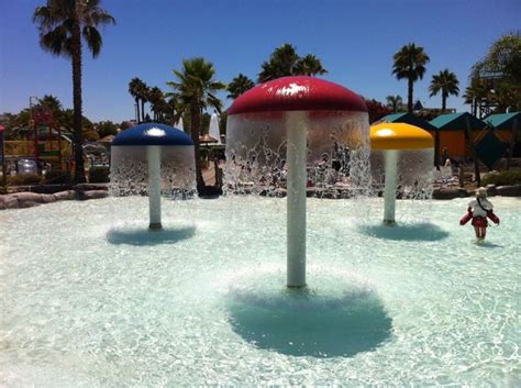 Waterworld California | Waterworld, Hurricane harbor, Water park