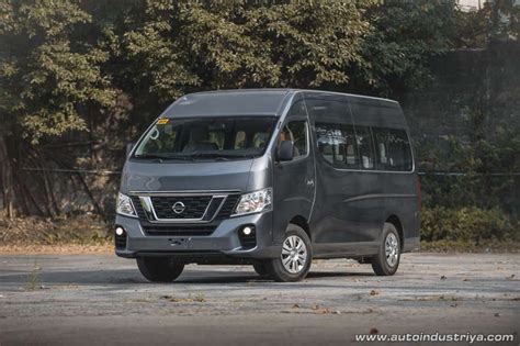 2018 Nissan Urvan Premium A/T - Car Reviews