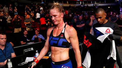 Holly Holm vs Amanda Nunes in UFC 239