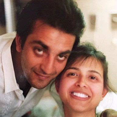 Richa Sharma (Sanjay Dutt's First Wife) Age, Death Cause, Family ...