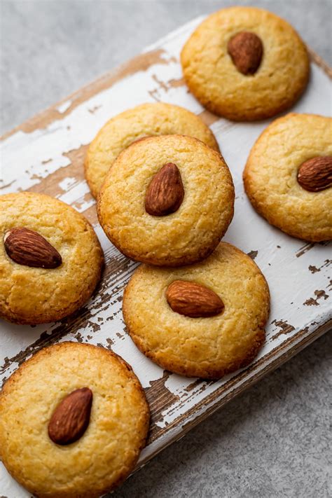 Chinese Almond Cookies - Cooking Therapy