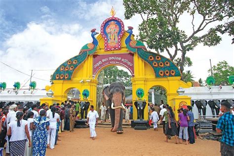 Kataragama Temple and The Ramayanaya - Green Holiday Travels