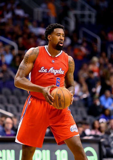 Clippers Re-Sign DeAndre Jordan | Hoops Rumors