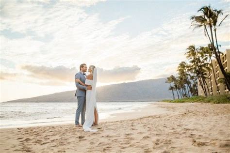 An Intimate Beach Wedding at Sugar Beach Events in Kihei, Hawaii