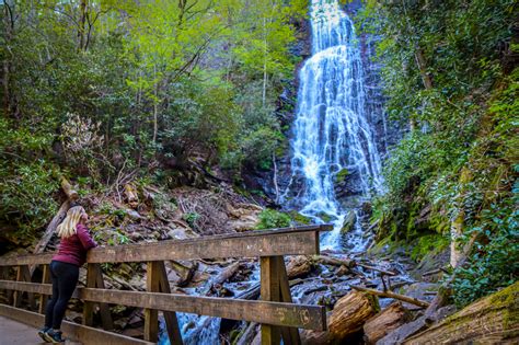 The 10 Best Waterfalls Near Cherokee NC to Visit