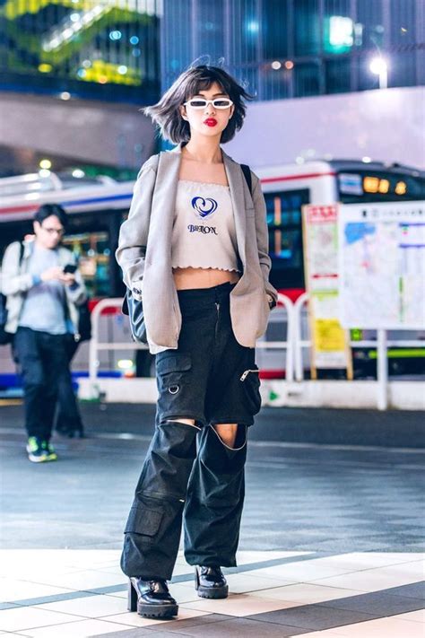 Pin by Evelyn Xoxo on China street fashion in 2020 | Cool street ...