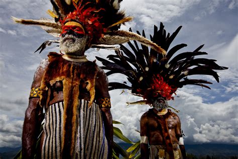 West Papua Traditional Clothes that Represent Papuan