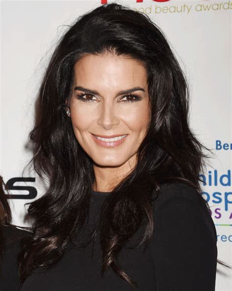 Angie Harmon Shares the Secret to Her Perfect Figure - NewBeauty