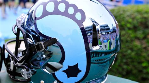 BYU And UNC Football Teams Have Incredible Blue Helmets Right Now