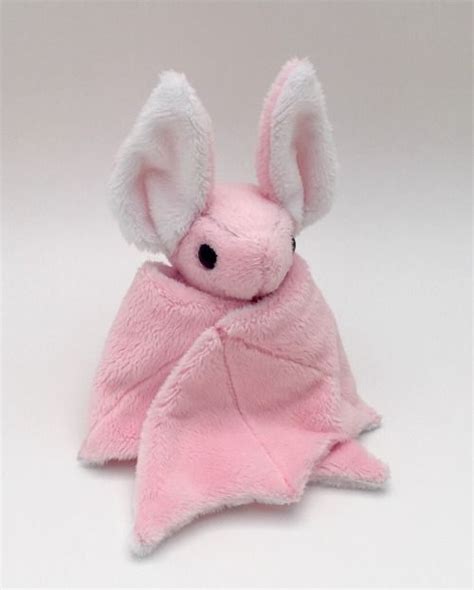 Here’s another little bat I made for someone special… The pattern is by BeeZeeArt. Beanie Babies ...