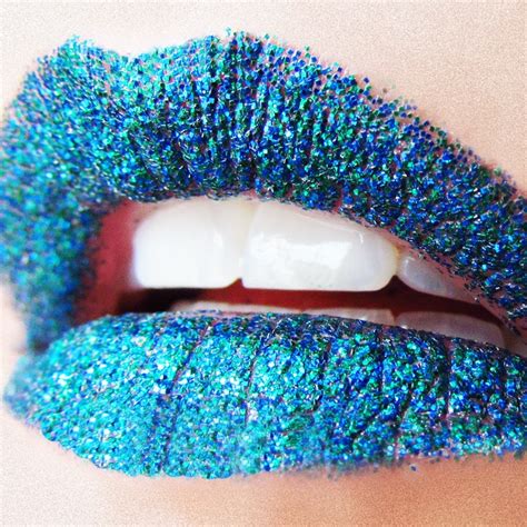 Glitter Lips Makeup Tutorial - 3 different styles!