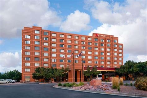 15 Best Colorado Springs Hotels - The Crazy Tourist