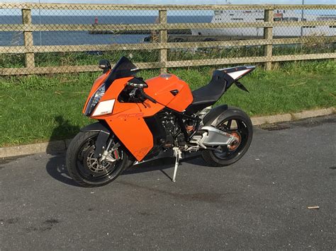 KTM RC8 Review | KTM Bike Reviews | Devitt