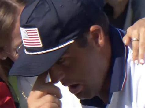 WATCH: World No. 1 Scottie Scheffler breaks down in tears following HUMILIATING loss at 2023 ...