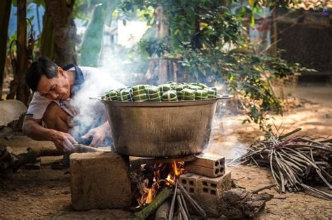 Ý nghĩa phong tục gói bánh tét ngày Tết của người miền Tây - Mamafood ...