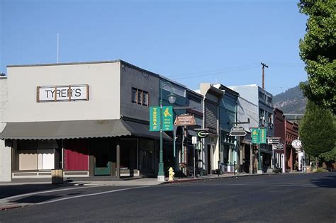 Yreka – Siskiyou County Gold Town | Siskiyou county, California, Places in california