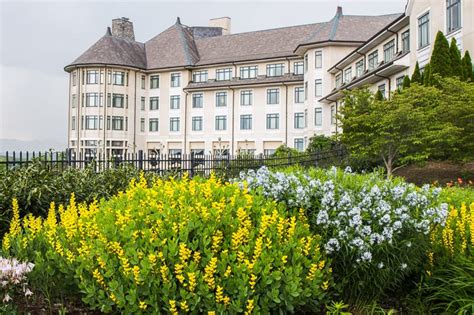 Guide To Visiting Biltmore Estate, Asheville NC: The Largest Home In America