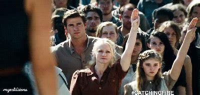 The Hunger Games Salute GIF - Find & Share on GIPHY