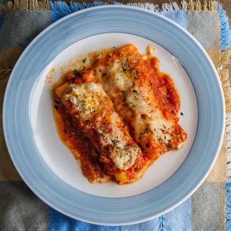 Beef and Cheese Manicotti Recipe - icook for two