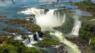 Foz do Iguaçu: natureza e águas exuberantes na tríplice fronteira — Ministério do Turismo