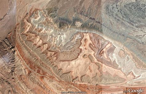 Monocline in the eastern dasht-e lut | Google earth, Earth, Satellite image