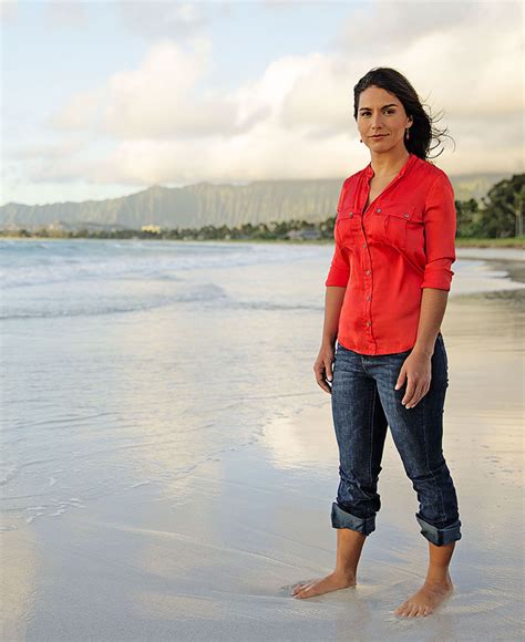 Tulsi Gabbard Legs