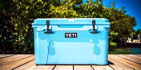 11 Best Beverage Coolers for Summer 2018 - Reviews of Large Beverage & Beer Coolers