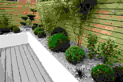 Low maintenance small garden design - corefaher