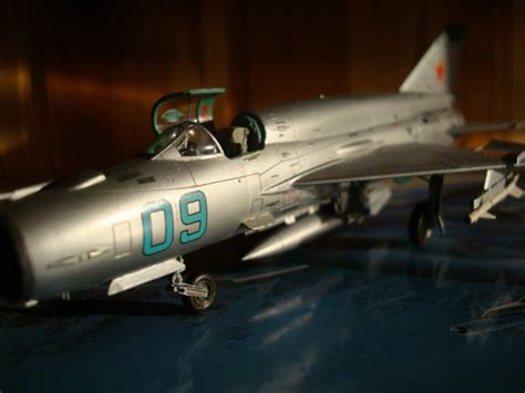 1/72 Fujimi Mig-21 SMT by Francone Diego