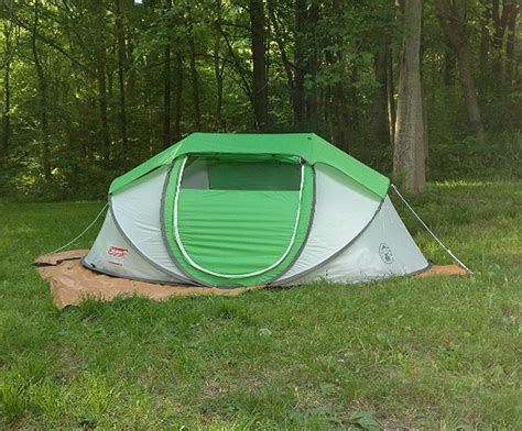 You Can Now Get 2 And 4 Person Tents That Pop-Up Instantly