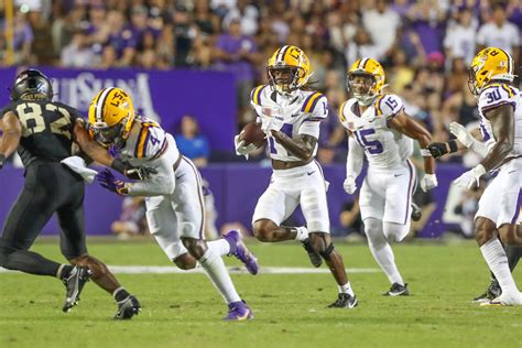 See what LSU football players signed undrafted free agent deals after the 2024 NFL Draft | Tiger Rag