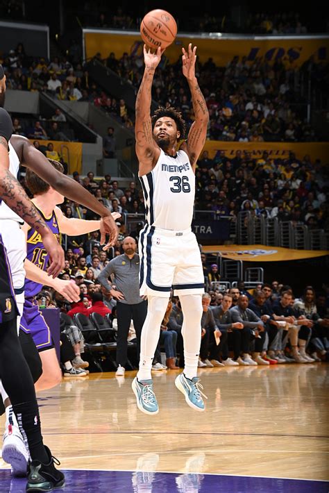 NBA highlights on Jan. 5: Grizzlies burn Lakers with 3-pointer storm - CGTN