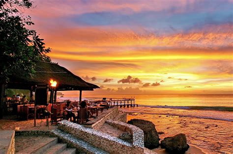 10 Best Romantic Sunset Bars in Bali - Great Bars for Honeymooners in ...