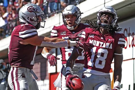 Montana Griz Football Players Show Off Their Best Team Handshakes