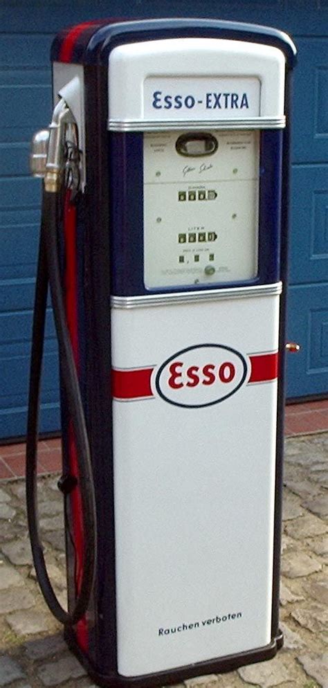 Old gas stations, Old gas pumps, Vintage gas pumps