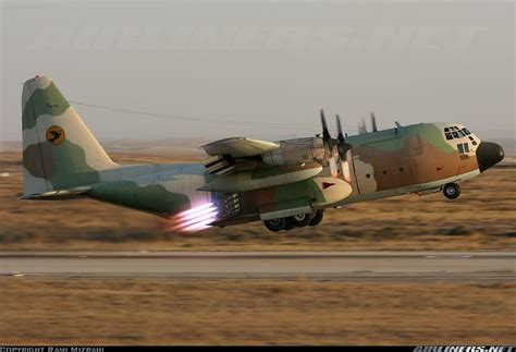 Lockheed C-130 Hercules rocket-assisted take-off | Lockheed, Aviation, Hercules