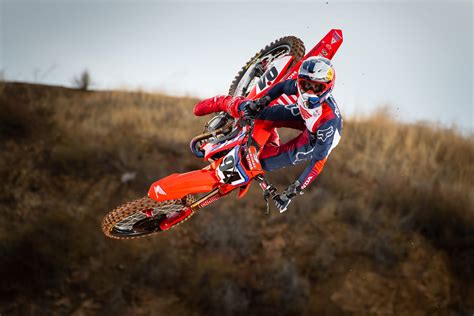 Ken Roczen - Team Honda HRC 2020 - Motocross Pictures - Vital MX