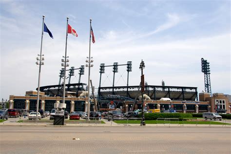 Cheap Hotel Deals from $134 Near Comerica Park, Detroit MI | Hotwire