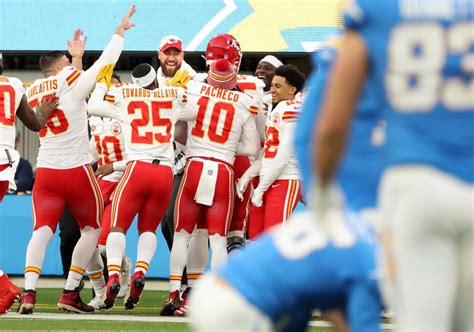 Chiefs entering playoffs healthy, rested - The Examiner