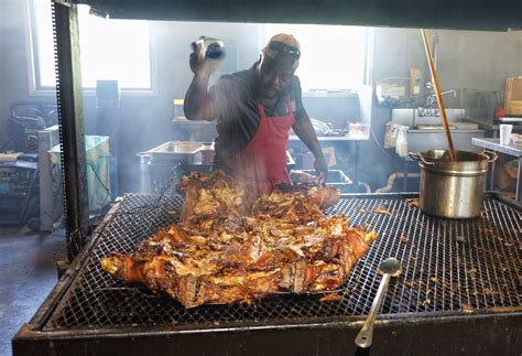 SC vs Texas A&M. The BBQ battle Circa 2023. Mustard Sauce makes it to College Station | SEC Rant