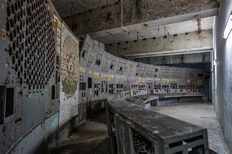 Control room for reactor 4 : r/chernobyl