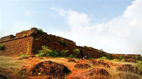 Beautiful Chapora Fort in Goa: Explore the Hidden Heaven |TE