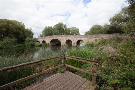 Pershore Bridges Picnic Site - Vale & Spa