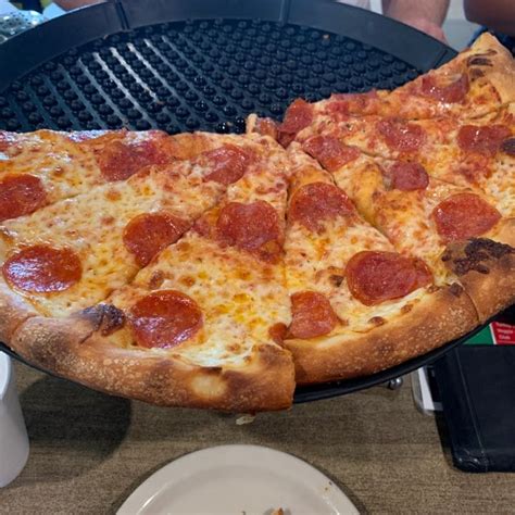 sean.jones16's Pizza Review at Papa Leone's Pizza | One Bite