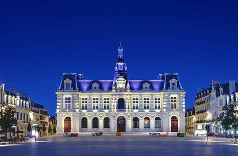 15 Best Things to Do in Poitiers (France) - The Crazy Tourist