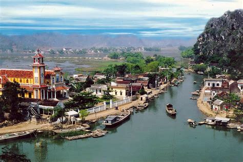 An Exclusive Journey to Kenh Ga Floating Village, Ninh Binh - Nông Trại Vui Vẻ - Shop