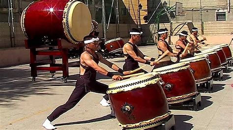 Japanese Drums by Shumei Taiko - NEW VERSION - YouTube