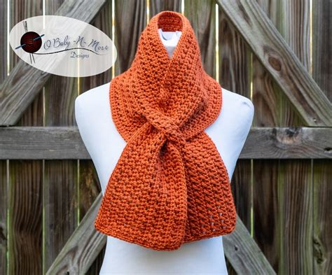 Xs Keyhole Scarf: Crochet pattern | Ribblr